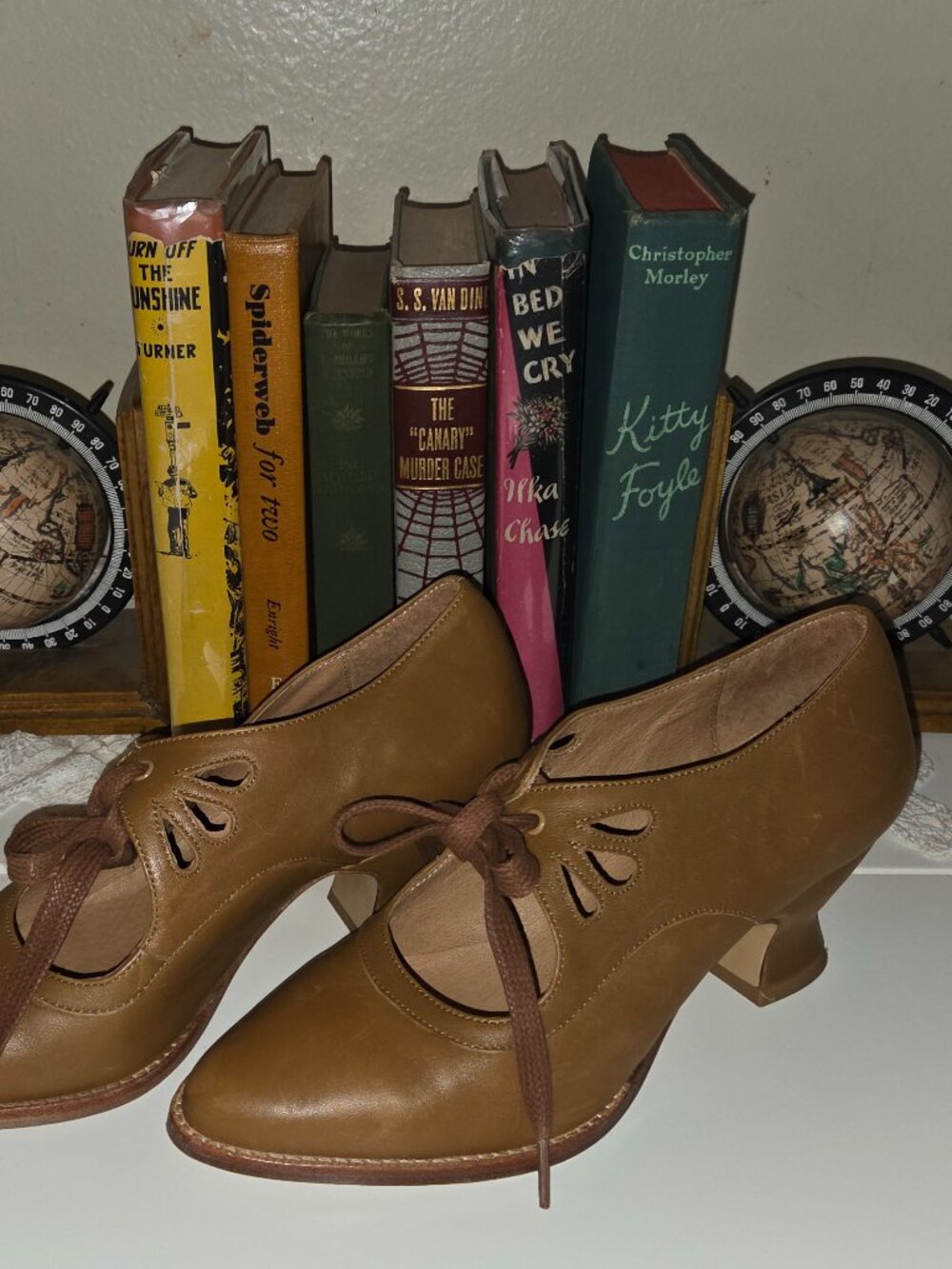 American Duchess Gibson Edwardian Leather Shoes (Tan) - Picture 3 of 4